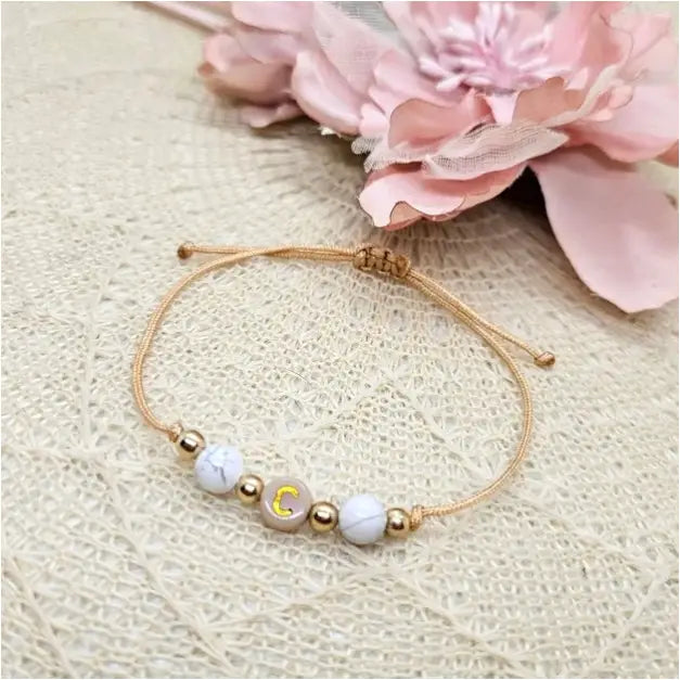 Personalisiertes Howlith Armband mit Herz - Personalisierte Armbänder